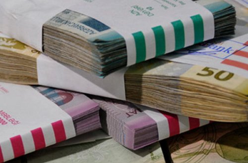 İllərdir əziyyət çəkib topladığı pulu, ev almağa gedərkən itirdi - Bakıda - VİDEO