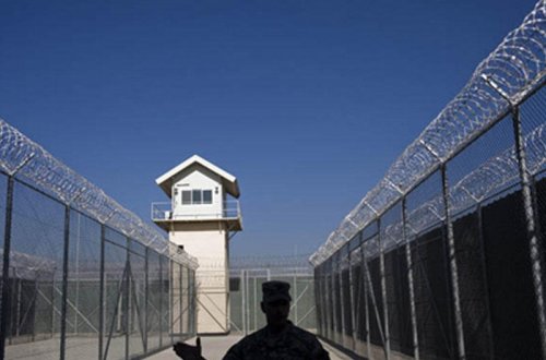 Parisdə həbsxanada qiyam - 123 məhbus kameralara qayıtmaq istəmir