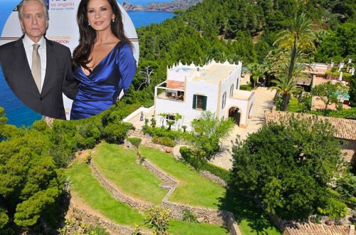 Məşhur ailə villanı sata bilmir - FOTO