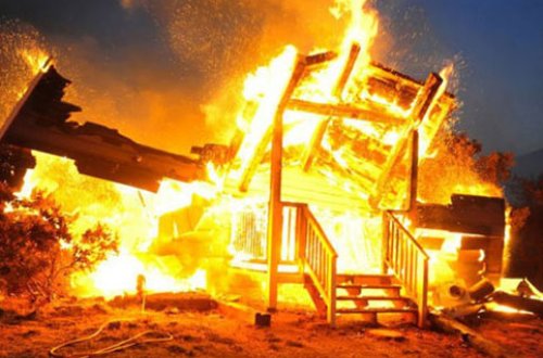 Əxlaqsızlıq yuvasında yanğın: 4 kişi öldü, 1 qadın yaralandı - RUSİYADA