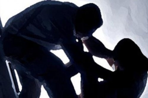 Qadını küt alətlə vurub soyğunçuluq etdi – Bakıda