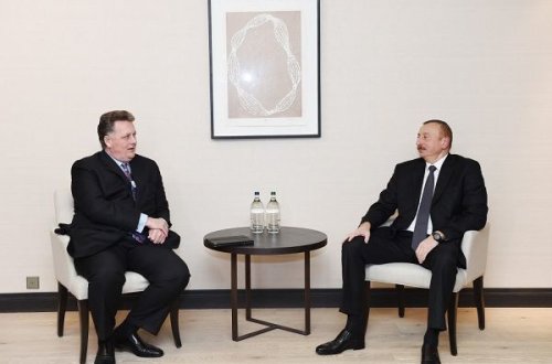Dövlət başçısı “Chevron” şirkətinin vitse-prezidenti ilə görüşüb