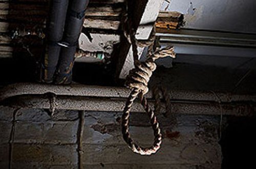 59 yaşlı kişi fermada özünü asdı