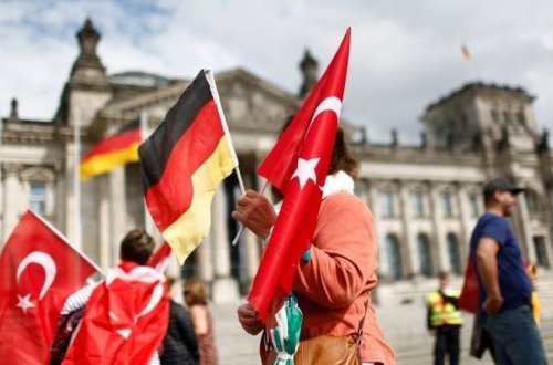 Almaniya Türkiyəyə silah ixracını dayandırdı