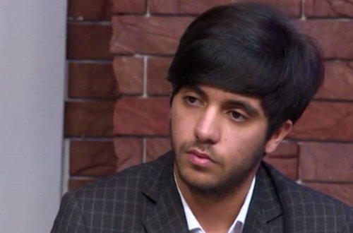 Məscid tikdirən mərhum azərbaycanlı sənətkarın oğlu dönərçi işləyir - VİDEO