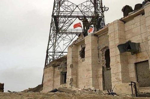 Mehmetcik Afrində TÜRK bayrağını asdı - FOTOLAR