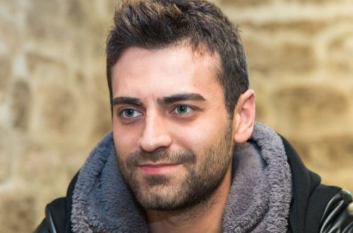 Röyanın müğənni qardaşı: “O səs Türkiyə” mənim üçün faciə idi – MÜSAHİBƏ
