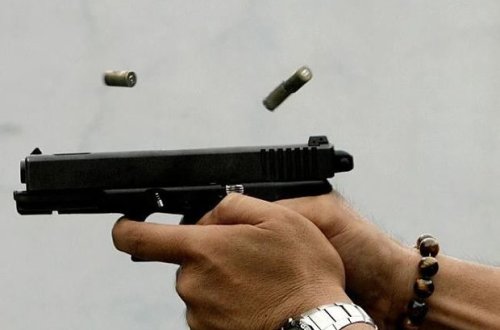 Gəncədə polisi güllələdilər