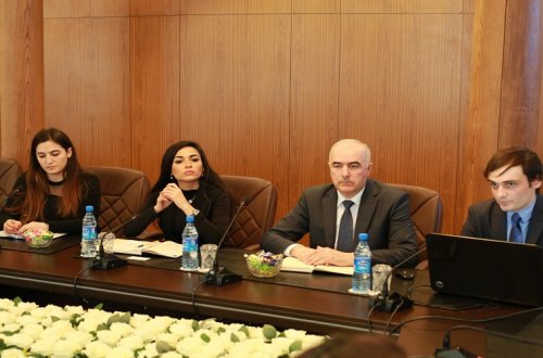Şurada UNİCEF-lə görüş keçirilib
