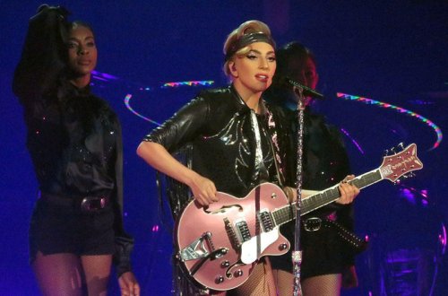 Ledi Qaqa konsertlərinə döndü - FOTO