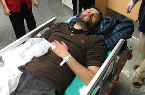 Afrində türk jurnalist yaralandı – FOTO