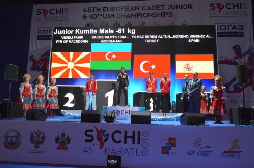 Karateçilərimiz 4 medal qazandılar - FOTO+YENİLƏNİB