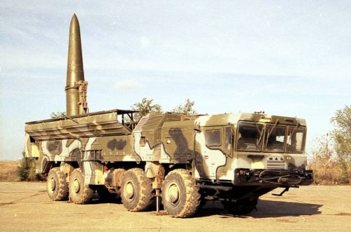 Nüvə başlıqlı raketlər NATO sərhəddində