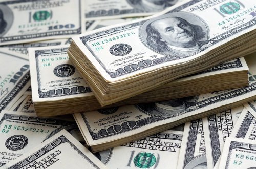 Dolların sabaha olan məzənnəsi açıqlanıb