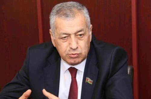 “Strateji obyektlərin özəlləşdiriməsinin tərəfdarı deyiləm” - Vahid Əhmədov