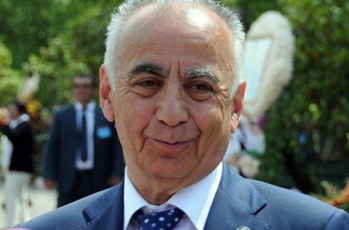 Hacıbala Abutalıbovun oğlu adını dəyişdi