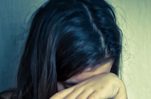 İntim videosu yayılan 7-ci sinif şagirdi məktəbdən qovulub? - AÇIQLAMA