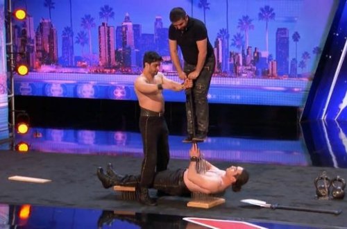 “Azəri Qardaşları” Rusiyada dünya rekordu qırdılar – FOTO