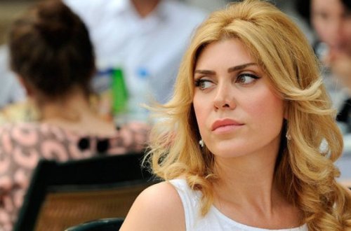 Polis Xoşqədəmin efirinə basqın etdi: Canlı yayımda həbs - VİDEO