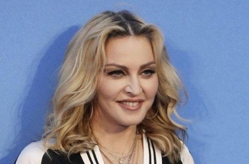 Madonnadan çılpaq selfi - FOTO