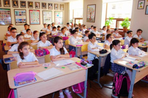 Bakıda I sinfə qəbul başlayıb