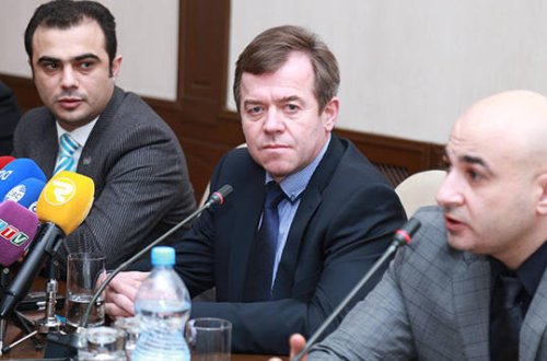 Xocalı qətliamının ilk şahidi Leonid Kraveç təltif olundu - Foto + Video