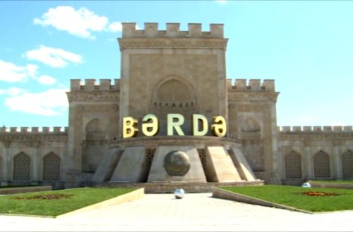 Bərdə DYP rəisi prezidentin “köməkçisi”ni təhdid edir: daha bir jurnalistə basqı - Prezidentə Müraciət