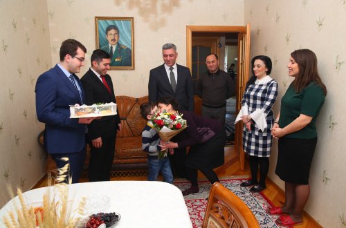 8 mart – təbriki + FOTOLAR