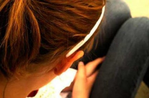 Azərbaycanda məktəbli qızların əxlaqsızlıq şəbəkələrinə qoşan həkim bandaları var - ŞOK AÇIQLAMA