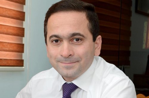 Təhsil nazirliyi abort elətdirən 1200 şagirdlə bağlı şərh vermir - Cəsarət Valehov - ÖZƏL