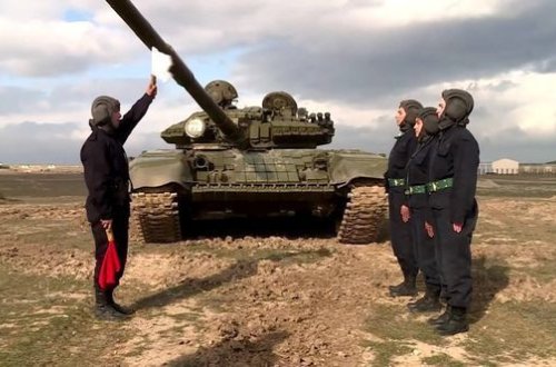 Azərbaycanın qadın tankçıları – FOTO