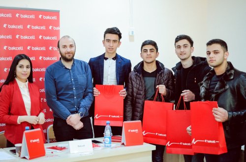 Bakcell şirkəti daha biruniversitetdəəmək yarmarkasına qatılıb
