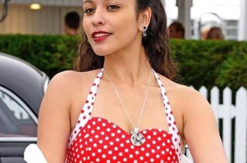 Model yarışmanı qazandı, şərflə özünü asdı – FOTO