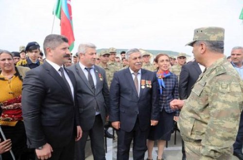 Valideyinlərdən Ali Baş Komandana TƏŞƏKKÜRLƏR - Hərbi hissələrdə yaradılan şəraitə görə - VİDEO