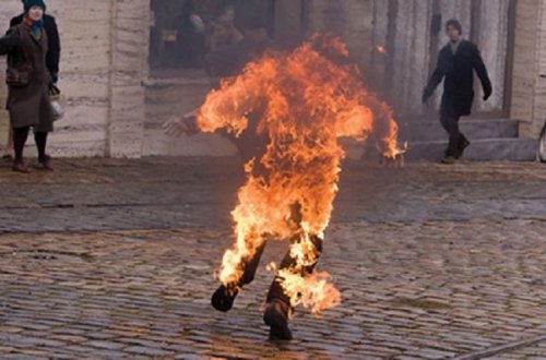 Rus qadın azərbaycanlı kişini öldürüb, sonra yandırdı