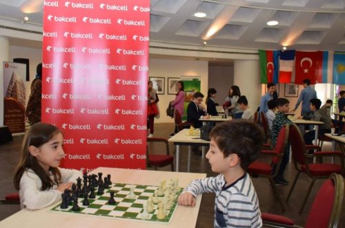 “Bakcell”dən beynəlxalq uşaq şahmat turnirinə dəstək