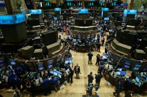 Neft bahalaşdı, qızıl ucuzlaşdı