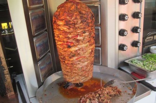 İnsan ətindən dönər hazırlanmasına – RƏSMİ MÜNASİBƏT