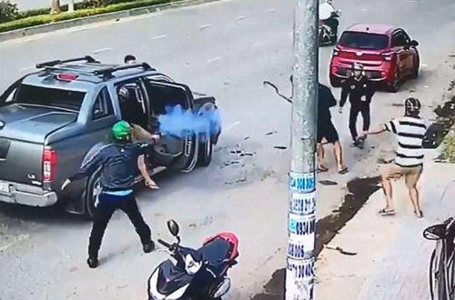 Qəza kütləvi davaya döndü - VİDEO