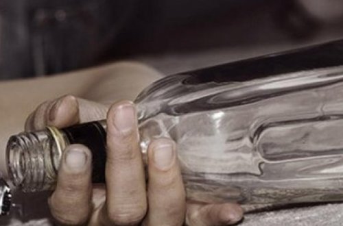 Göyçayda gənc qızının ölümünə dözməyən ana SİRKƏ İÇDİ