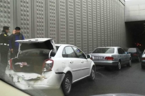 Bakıda zəncirvari qəza