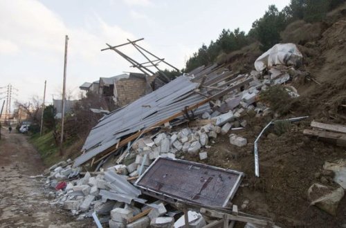 Bayılda uçan evlərə görə kompensasiya veriləcək