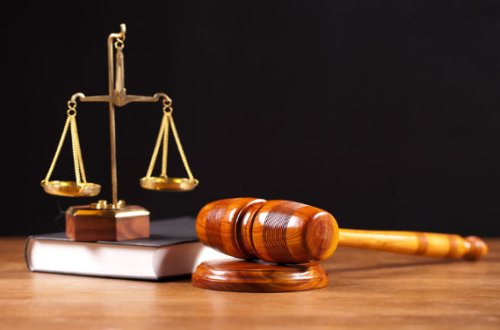 Ərəblərin ölümünə səbəb olan taksi sürücüsünə hökm oxundu