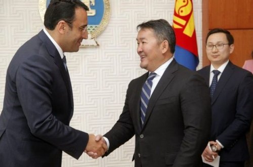 Monqolustandakı yeni səfirimiz etimadnaməsini təqdim edib