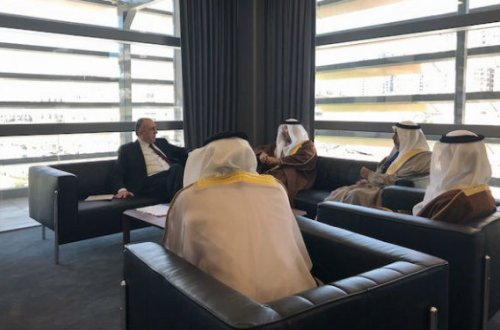 Elmar Məmmədyarov BƏƏ-nin xarici işlər nazirini qəbul etdi