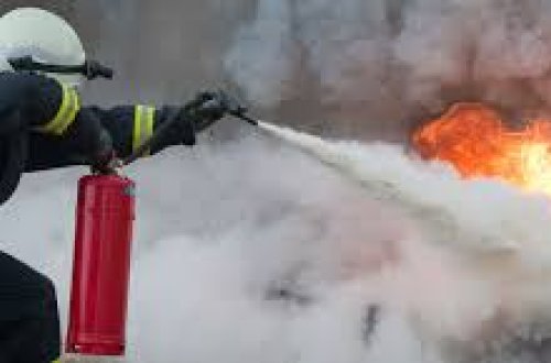 SON DƏQIQƏ: Bakıda güclü yanğın: Xəsarət alanlar var