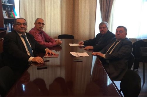 Cavad Derəxti Sabir Rüstəmxanlı ilə görüşüb