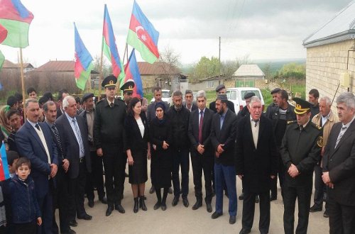 Ağsuda Aprel şəhidlərinə həsr olunan tədbir keçirildi