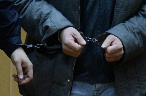 Evdən 700 manat oğurlayan şəxs saxlanılıb