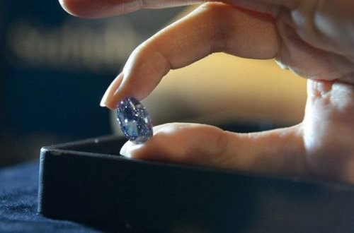 300 illik krallıq cəvahiri satışa çıxarılır - FOTO